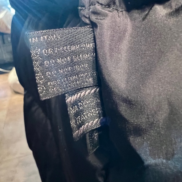 Woman's Gently Used Down Filled Trapunto Stitched Prada Puffer Jacket L - Picture 11 of 16